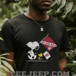 Snoopy and Woodstock Indiana Hoosiers football 2025 Go Big Red shirt Snoopy and Woodstock Indiana Hoosiers football 2025 Go Big Red shirt