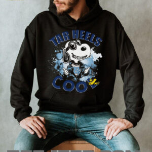 UNC Tar Heels Snoopy Cool Graphic Tee UNC Tar Heels Snoopy Cool Graphic Tee