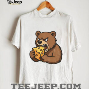 Bear Eating Cheese Chicago Bears shirt