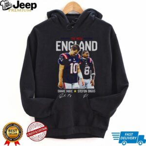 Drake Maye and Stefon Diggs New England Patriots Signatures Football T Shirt Drake Maye and Stefon Diggs New England Patriots Signatures Football T Shirt