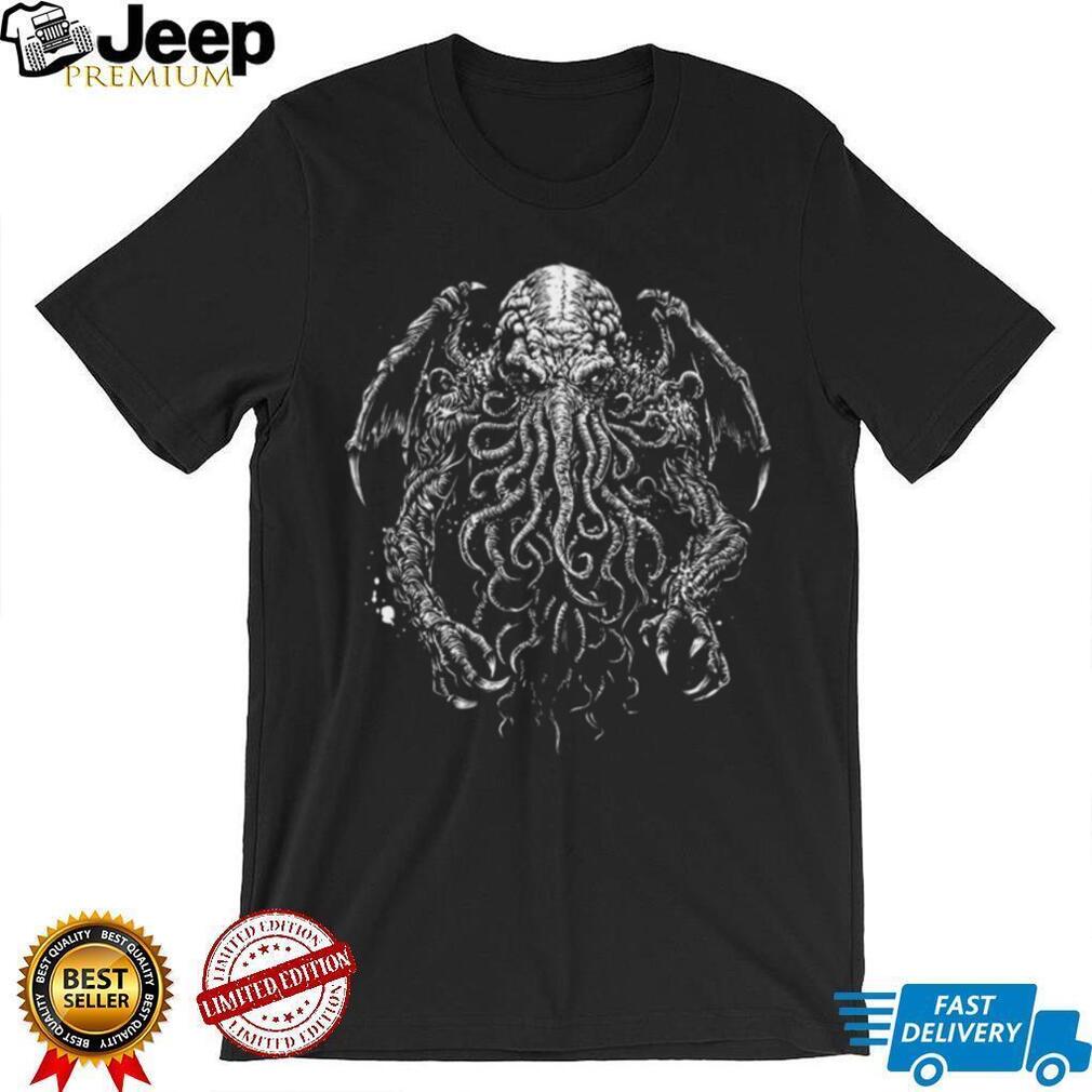 Lovecraftian Cthulhu Eldritch Horror Detailed Black & White Shirt Lovecraftian Cthulhu Eldritch Horror Detailed Black & White Shirt