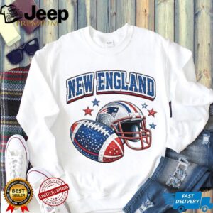 New England Patriots Vintage Style Football Helmet and Stars T Shirt T Shirt