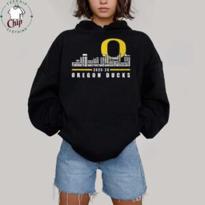 Oregon Ducks 2025 26 Team Roster Skyline Shirt Oregon Ducks 2025 26 Team Roster Skyline Shirt