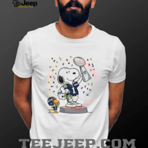 Snoopy Seattle Seahawks Super Bowl Champion Trophy T Shirt Snoopy Seattle Seahawks Super Bowl Champion Trophy T Shirt