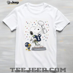 Snoopy Seattle Seahawks Super Bowl Trophy Champion T Shirt