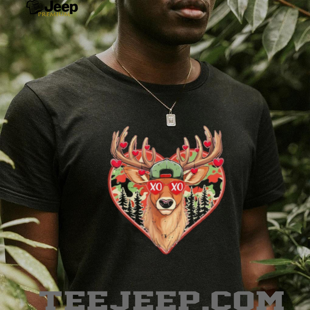 Valentine’s Day Camo Deer Heart XO Sunglasses Hunter Love T Shirt Valentine’s Day Camo Deer Heart XO Sunglasses Hunter Love T Shirt