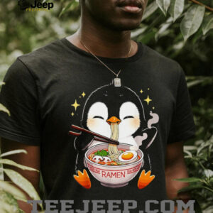 Adorable Penguin Eating Ramen Noodle Bowl Kawaii Aesthetic T Shirt
