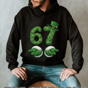 Lucky Number 67 Leprechaun Hat Shamrock Green Grinch Hands T Shirt
