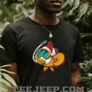 Scuba Diving Goldfish with Snorkel Mask Funny Ocean Graphic T Shirt (2)
