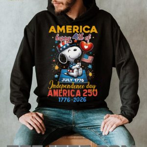 Snoopy Happy 4th of July 1776 Independence Day America 250 T Shirt
