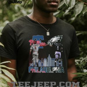 Bryce Harper & Jalen Hurts Philadelphia Skyline Fist Bump T Shirt