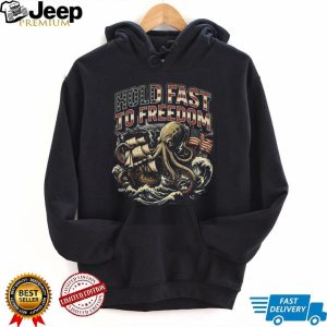 Hold Fast To Freedom Octopus & American Flag Nautical Patriot T Shirt Hold Fast To Freedom Octopus & American Flag Nautical Patriot T Shirt