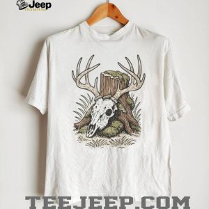 Mossy Deer Skull Antlers Forest Stump Hunting Graphic T shirt