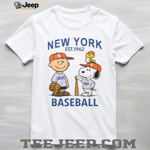 New York Mets Baseball Peanuts Charlie Brown and Snoopy Fan T Shirt