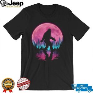 Synthwave Retro 80s Pink Moon Bigfoot Sasquatch Silhouette T Shirt Synthwave Retro 80s Pink Moon Bigfoot Sasquatch Silhouette T Shirt
