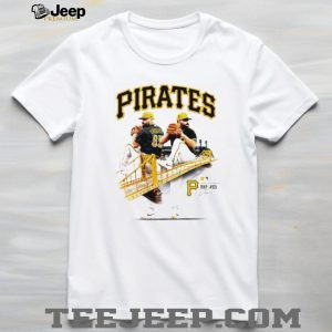 Pittsburgh Pirates Baseball Roberto Clemente Bridge Graphic T Shirt Pittsburgh Pirates Baseball Roberto Clemente Bridge Graphic T Shirt