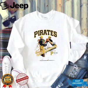 Pittsburgh Pirates Baseball Roberto Clemente Bridge Graphic T Shirt