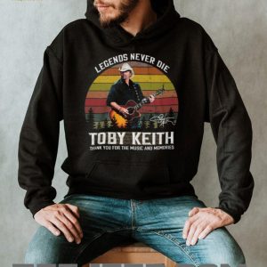 Toby Keith Legends Never Die Vintage Sunset Music & Memories Tribute T Shirt