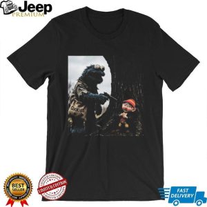 Funny Cookie Monster Holding Up Keebler Elf Vintage Dark Humor Graphic T Shirt