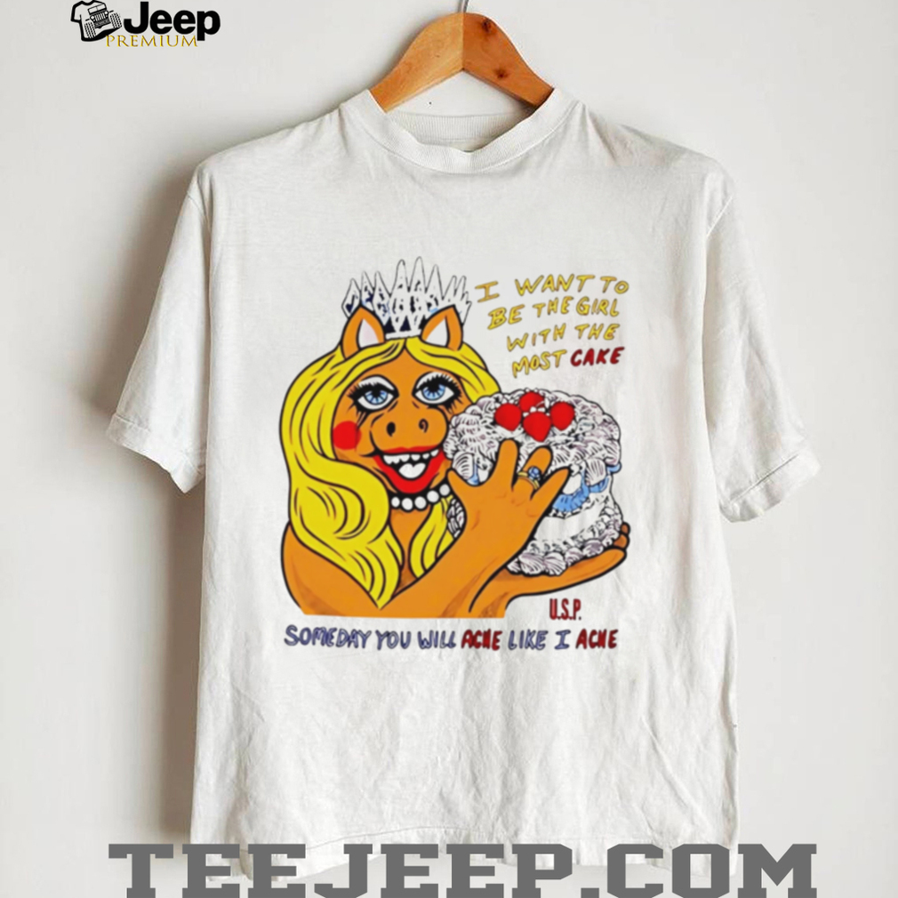Miss Piggy The Girl With The Most Cake Funny Pop Culture Graphic T Shirt Miss Piggy The Girl With The Most Cake Funny Pop Culture Graphic T Shirt