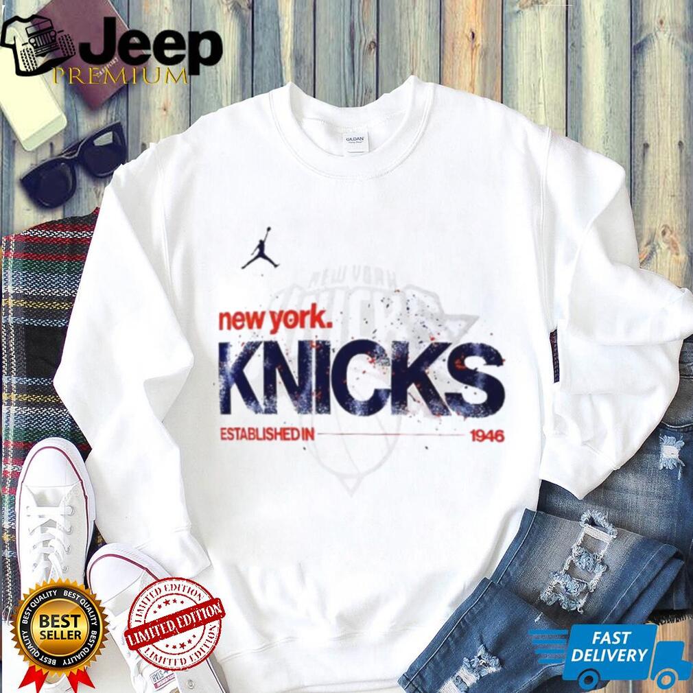 New York Knicks Basketball 1946 Retro Logo Vintage Style T Shirt New York Knicks Basketball 1946 Retro Logo Vintage Style T Shirt