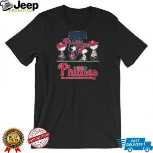 Philadelphia Phillies Peanuts Snoopy Charlie Brown Lucy Walking Team Logo Sports Fan T Shirt