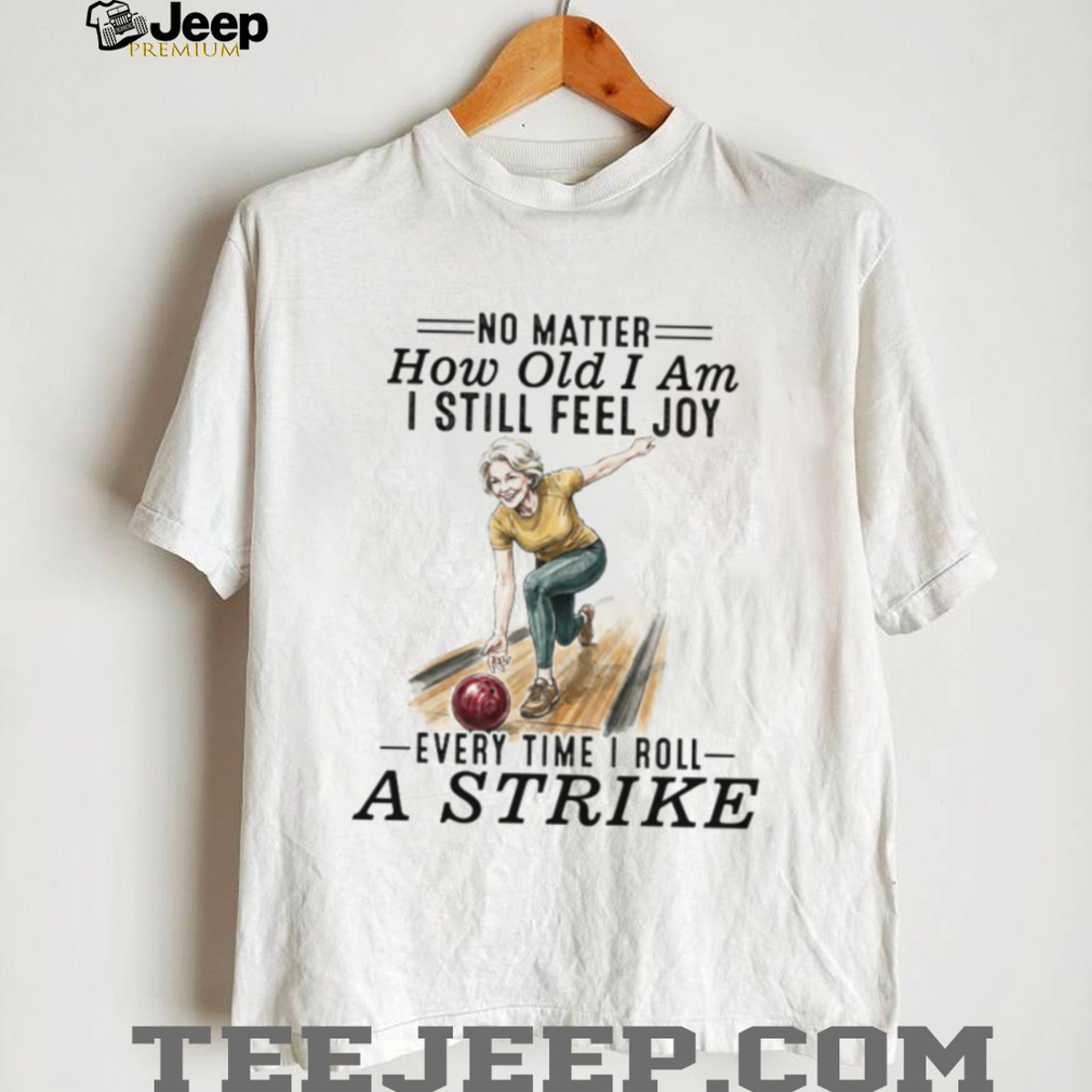 Senior Woman Bowling Strike Vintage Style T Shirt Senior Woman Bowling Strike Vintage Style T Shirt