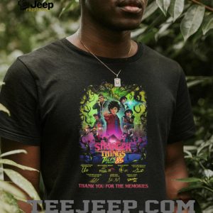 Stranger Things Tales From 85 Cast Signatures Group Graphic T Shirt