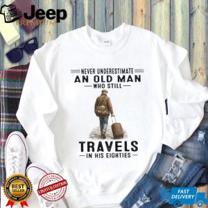 Traveling Old Man 80s Retirement Travel T Shirt