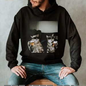 Cool Cats Drinking Beer Sunglasses Party Aesthetic Funny T Shirt