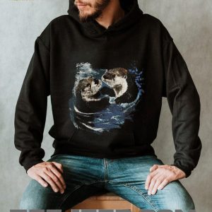 Cute Sea Otters Holding Hands Aquatic Animal Nature Lover T Shirt
