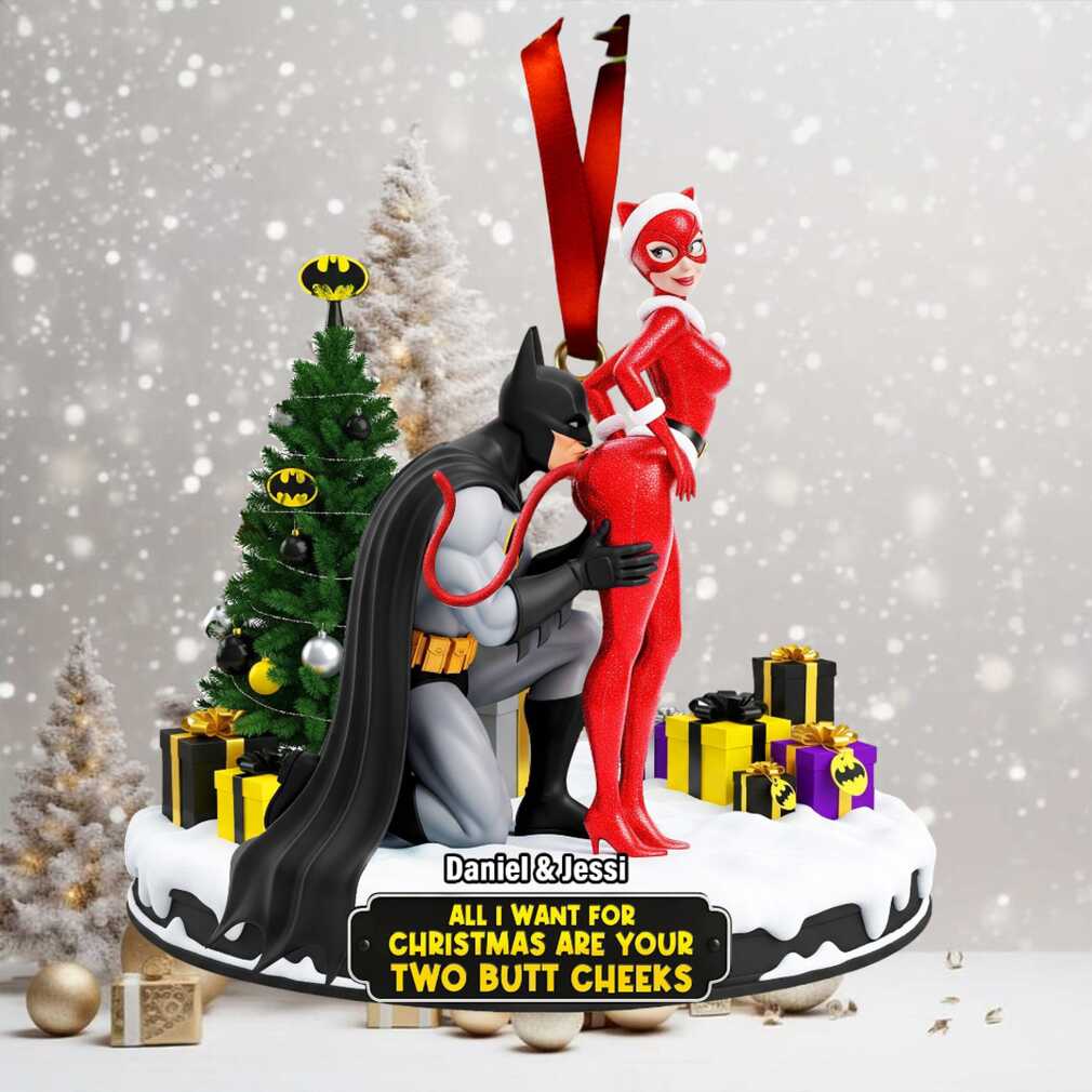 Batman & Catwoman Naughty Christmas Ornament Batman & Catwoman Naughty Christmas Ornament