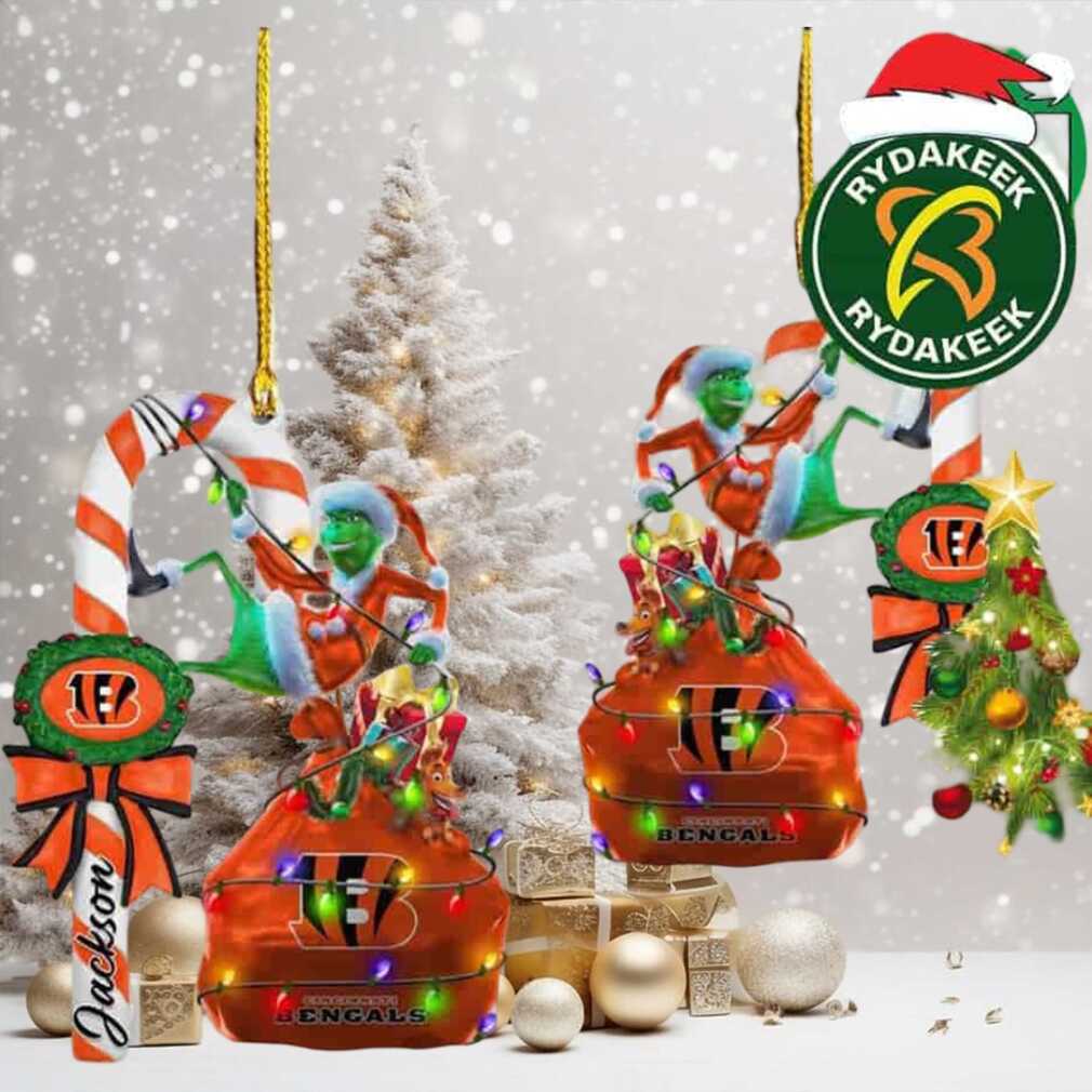 Cincinnati Bengals NFL x Grinch Christmas Tree Decorations Xmas Gift Two Sides Ornament Cincinnati Bengals NFL x Grinch Christmas Tree Decorations Xmas Gift Two Sides Ornament