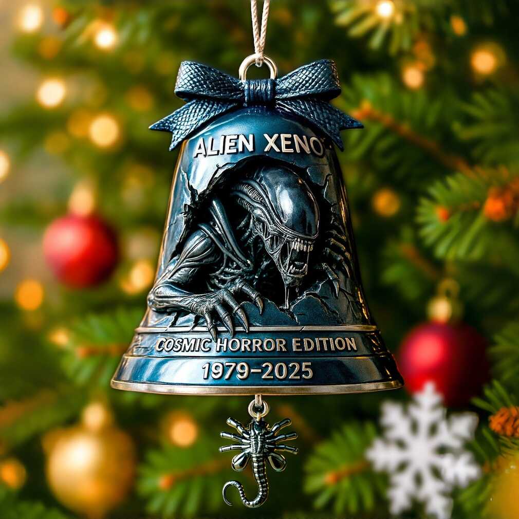 Alien Xenomorph 1979 2025 Cosmic Horror Christmas Ornament Alien Xenomorph 1979 2025 Cosmic Horror Christmas Ornament