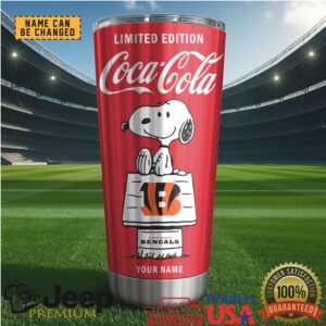 Cincinnati Bengals NFL Mix Snoopy & Red Coca Tumbler Customizable Name