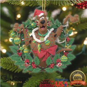Scooby Doo in Wreath Christmas Ornament