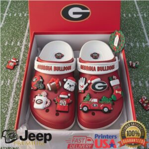 Crocs Peanuts x Classic Clog 'Snoopy'