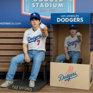 Los Angeles Dodgers Tae Hyung Collector's Figure