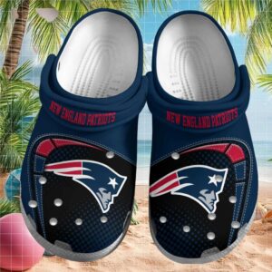 Mens NFL Team Logo Garden Water Sandals Crocs