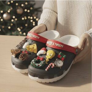 Sylvester & Tweety Christmas Classic Clogs