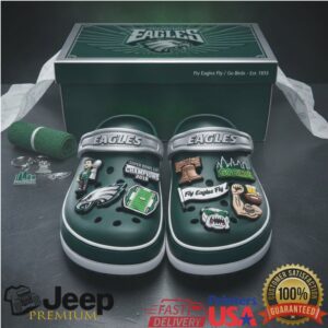 Unisex Philadelphia Eagles Crocs Classic Lined Clog