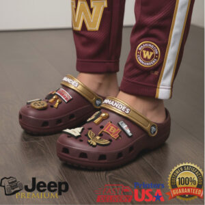 Washington Commanders Team Stripe Clog With Strap
