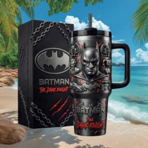 Batman The Dark Knight DC Comics 3D Sculpted Tumbler with Handle