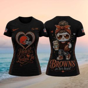 Cleveland Football Heart Locked In Bling Helmet Girl Coffee T shirt