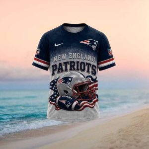 New England Patriots Helmet Stars and Stripes Football T Shirt